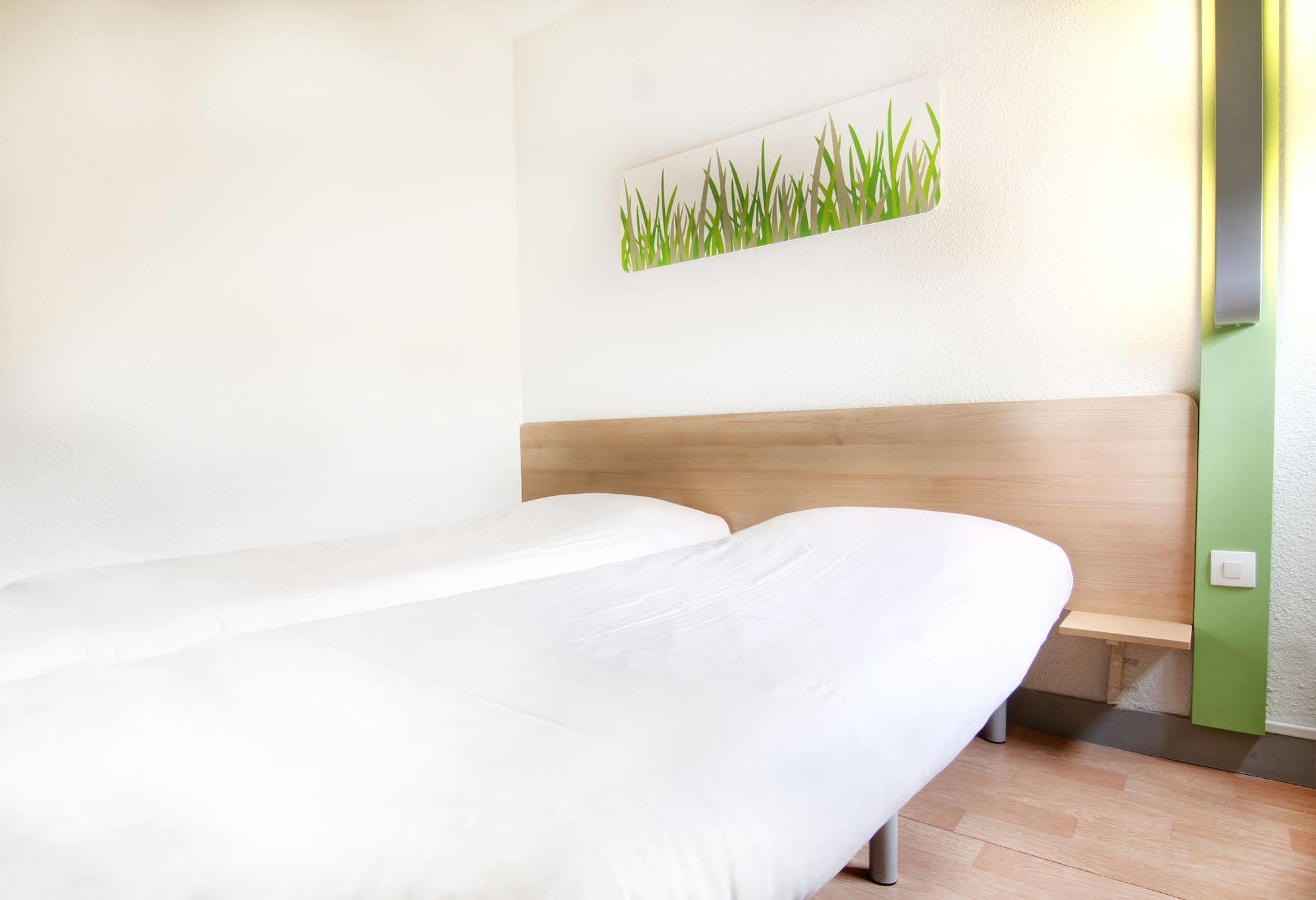 ไอบิส บัดเจ็ต ชาโตเดิง Hotel ชาโตว์ดอง ภายนอก รูปภาพ